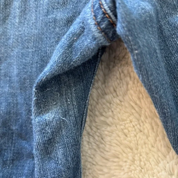 American Eagle Tomgirl Jeans - Picture 9 of 9